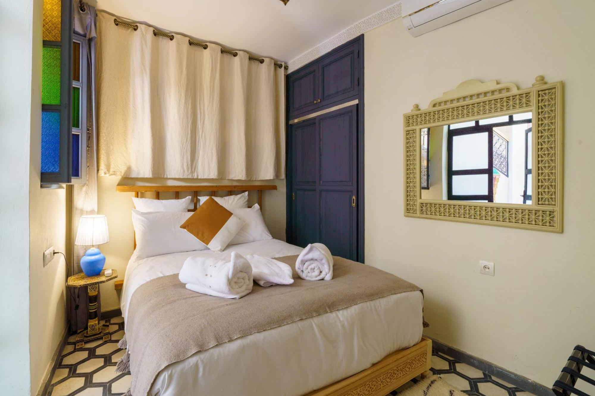 Riad 4 Chambres - Piscine & Petit Dejeuner Gratuit - Wifi Fibre Optique Marrakesh Eksteriør bilde