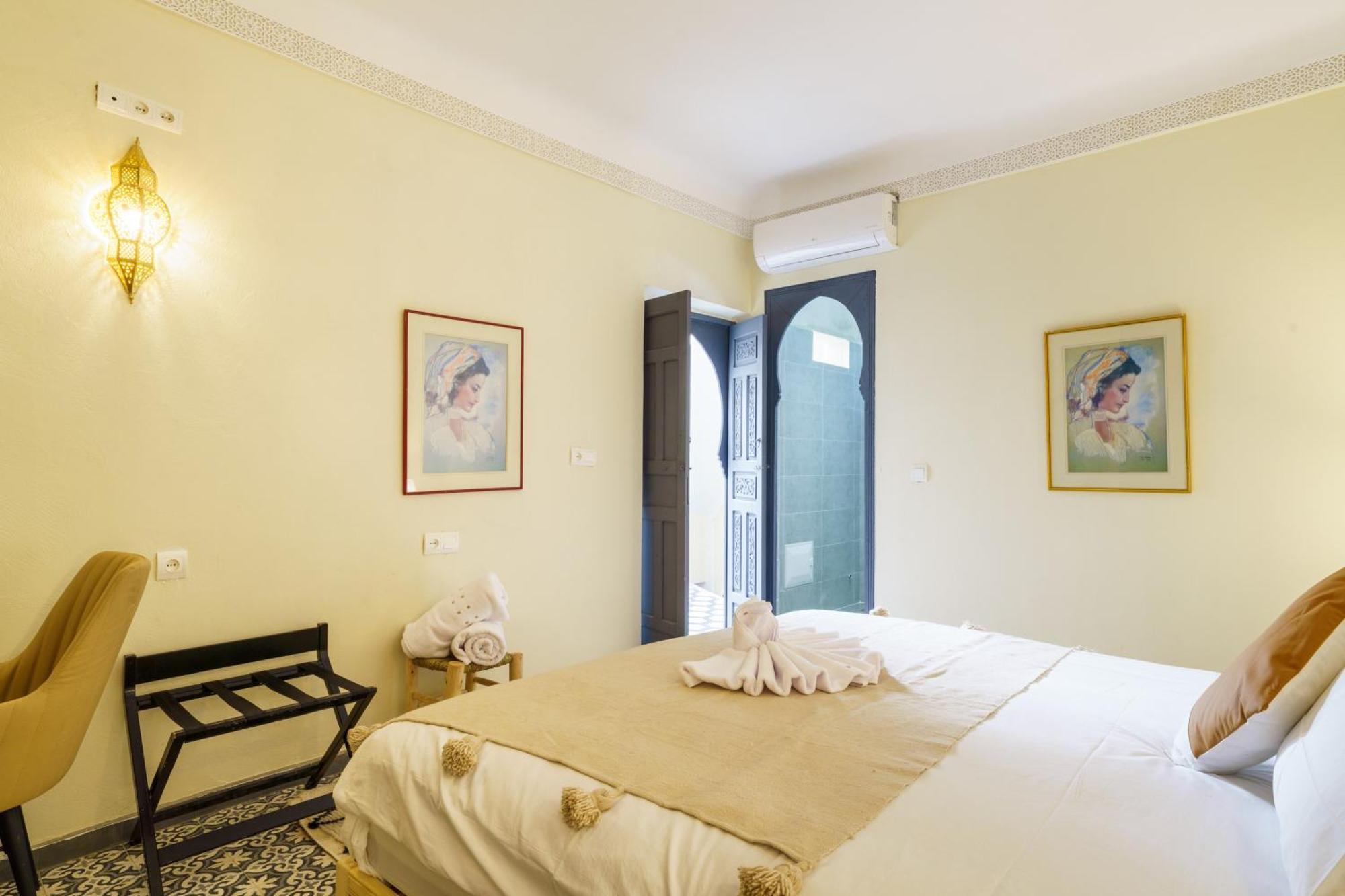 Riad 4 Chambres - Piscine & Petit Dejeuner Gratuit - Wifi Fibre Optique Marrakesh Eksteriør bilde