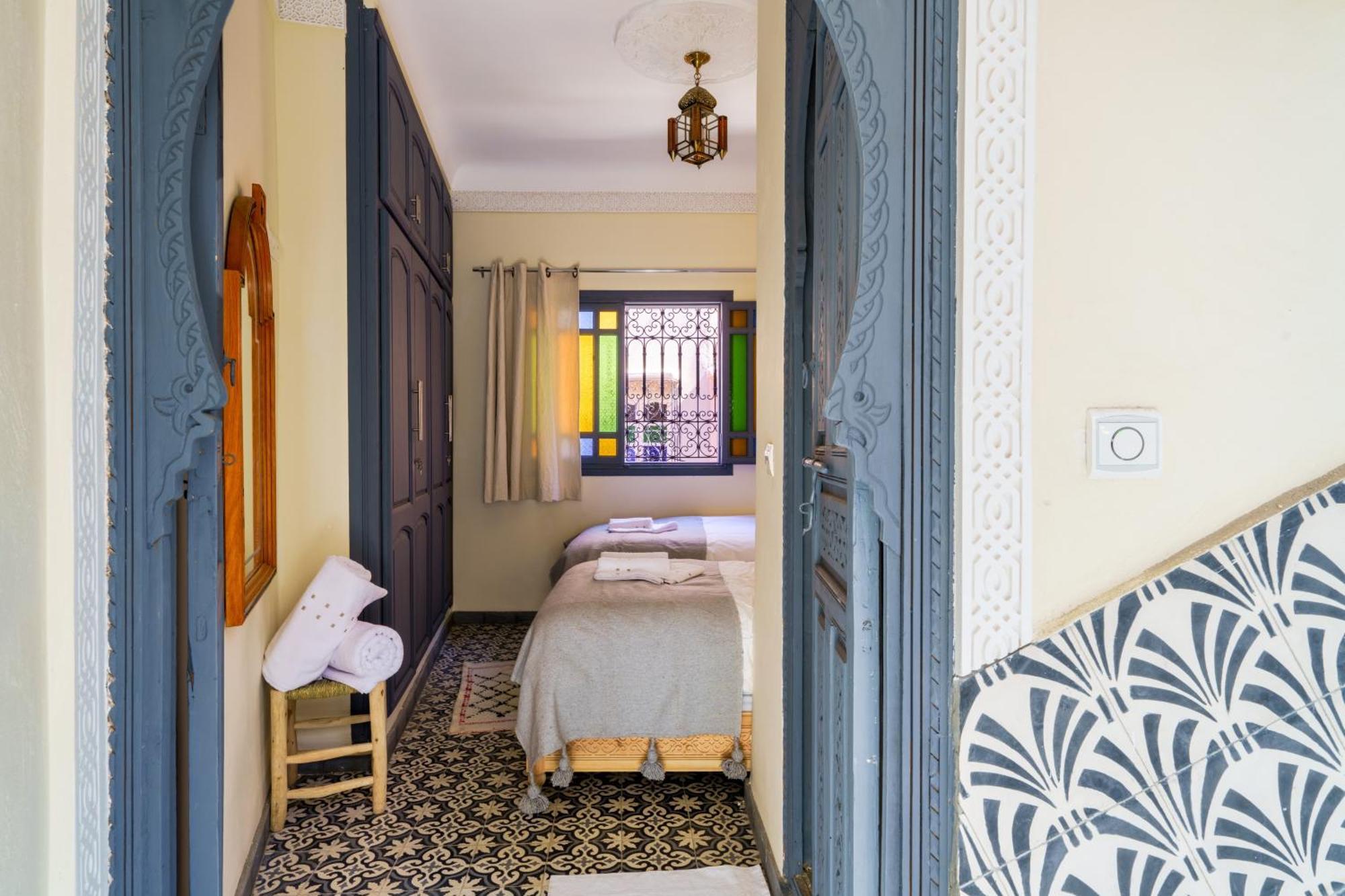 Riad 4 Chambres - Piscine & Petit Dejeuner Gratuit - Wifi Fibre Optique Marrakesh Eksteriør bilde