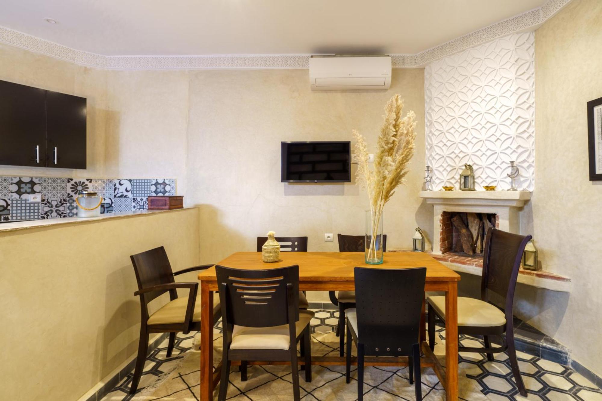 Riad 4 Chambres - Piscine & Petit Dejeuner Gratuit - Wifi Fibre Optique Marrakesh Eksteriør bilde