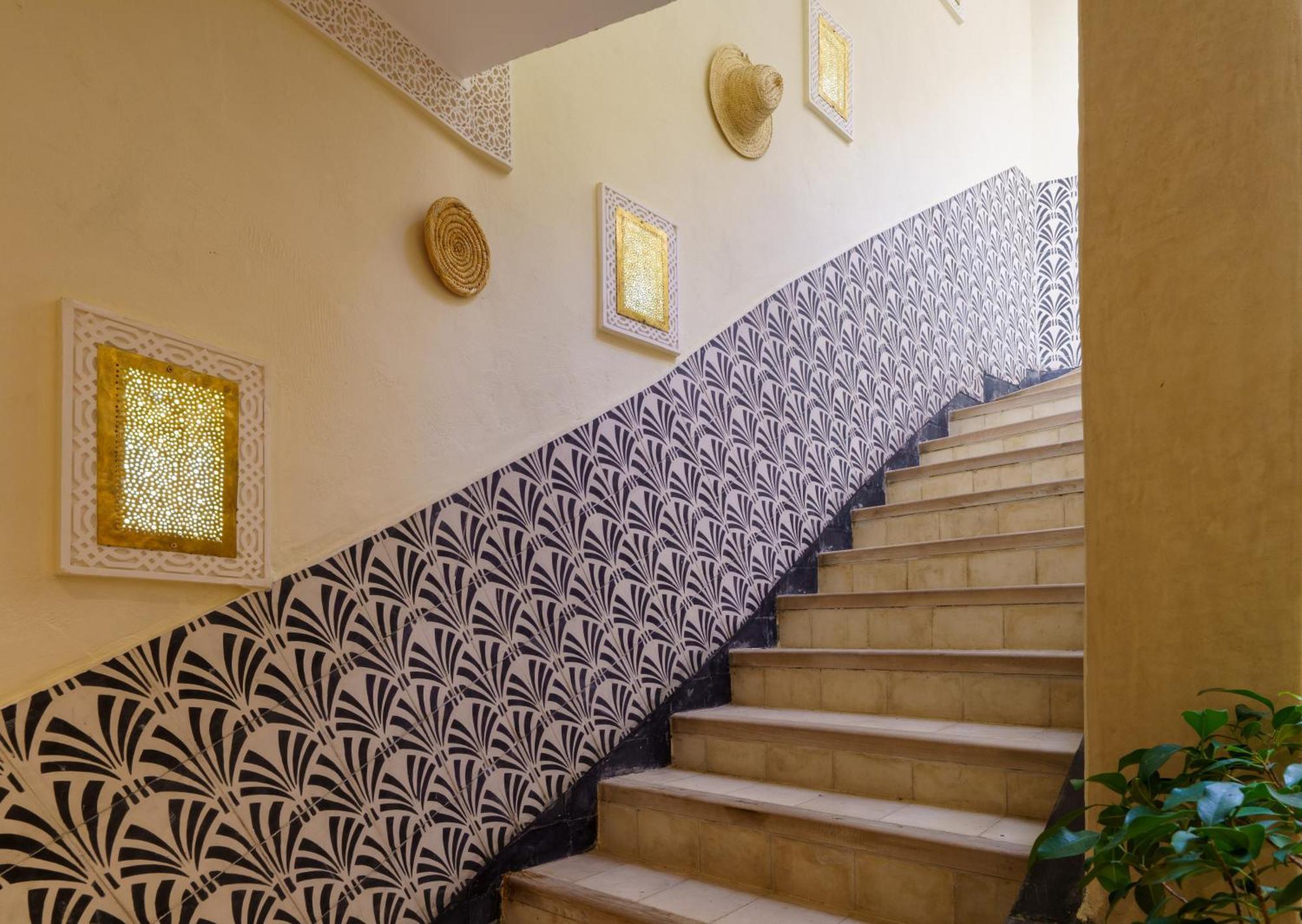 Riad 4 Chambres - Piscine & Petit Dejeuner Gratuit - Wifi Fibre Optique Marrakesh Eksteriør bilde